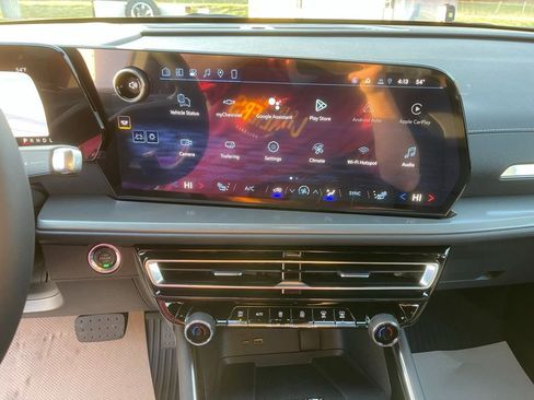 New 2026 Chevrolet Traverse LT w/ Driver Confidence Package image 17