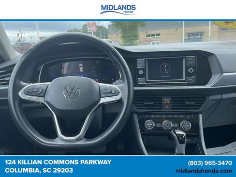 Used 2024 Volkswagen Jetta SE FWD image 10