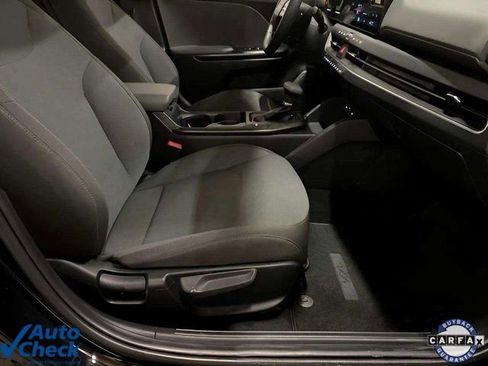 Used 2025 Kia K4 LX image 75