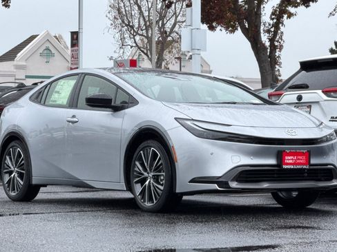 New 2026 Toyota Prius XLE image 10