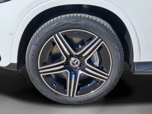 Used 2026 Mercedes-Benz GLC 300 image 41