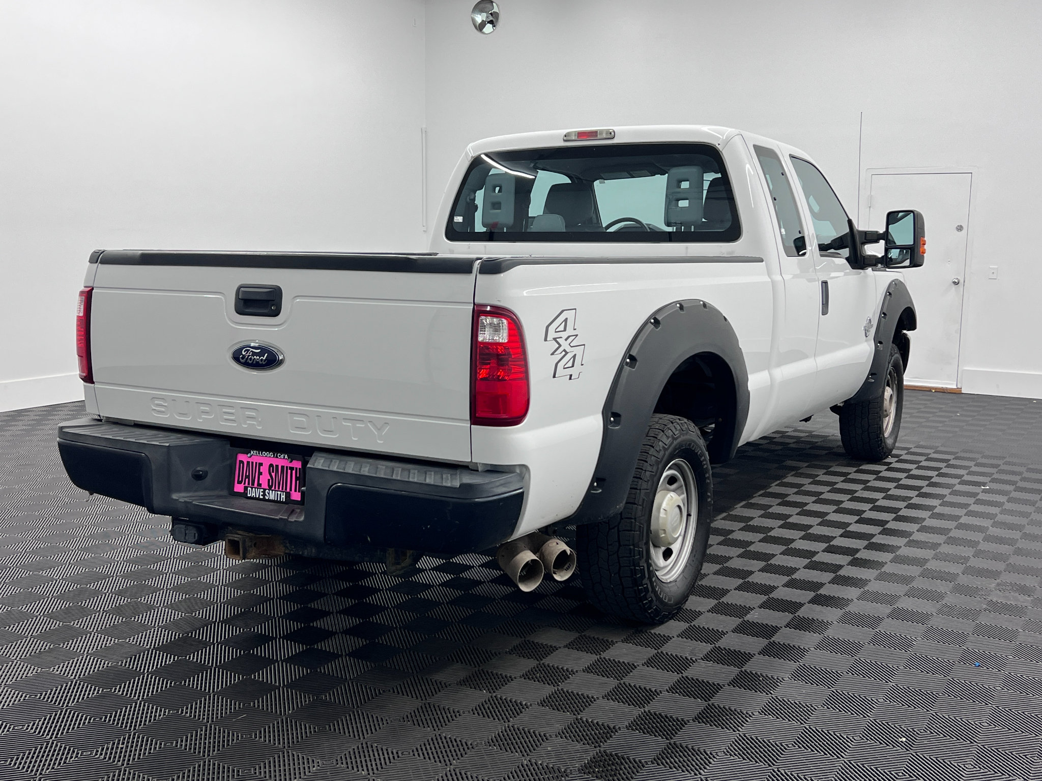 Used 2015 Ford F250 XL w/ Power Equipment Group AWD/4WD image 6