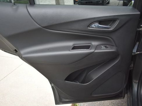 Used 2019 Chevrolet Equinox LT AWD/4WD image 35