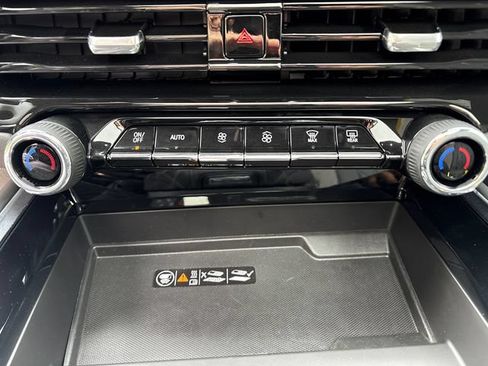 New 2026 Chevrolet Tahoe Premier AWD/4WD image 24