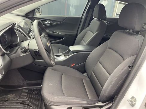 Used 2022 Chevrolet Malibu LS image 9