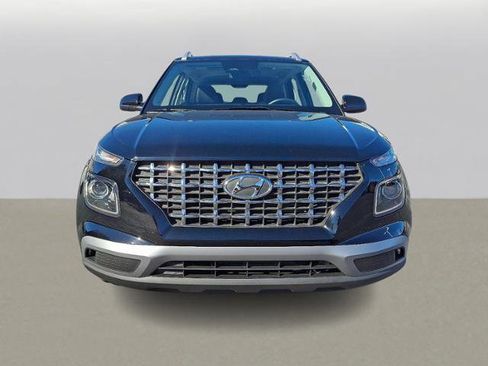 Certified 2024 Hyundai Venue SEL image 2