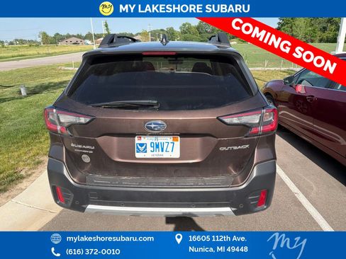 Used 2020 Subaru Outback Limited AWD/4WD image 10