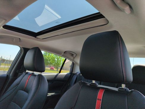 New 2026 Nissan Sentra SR w/ SR Premium Package FWD image 27