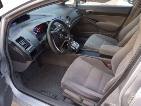 Used 2011 Honda Civic LX image 5