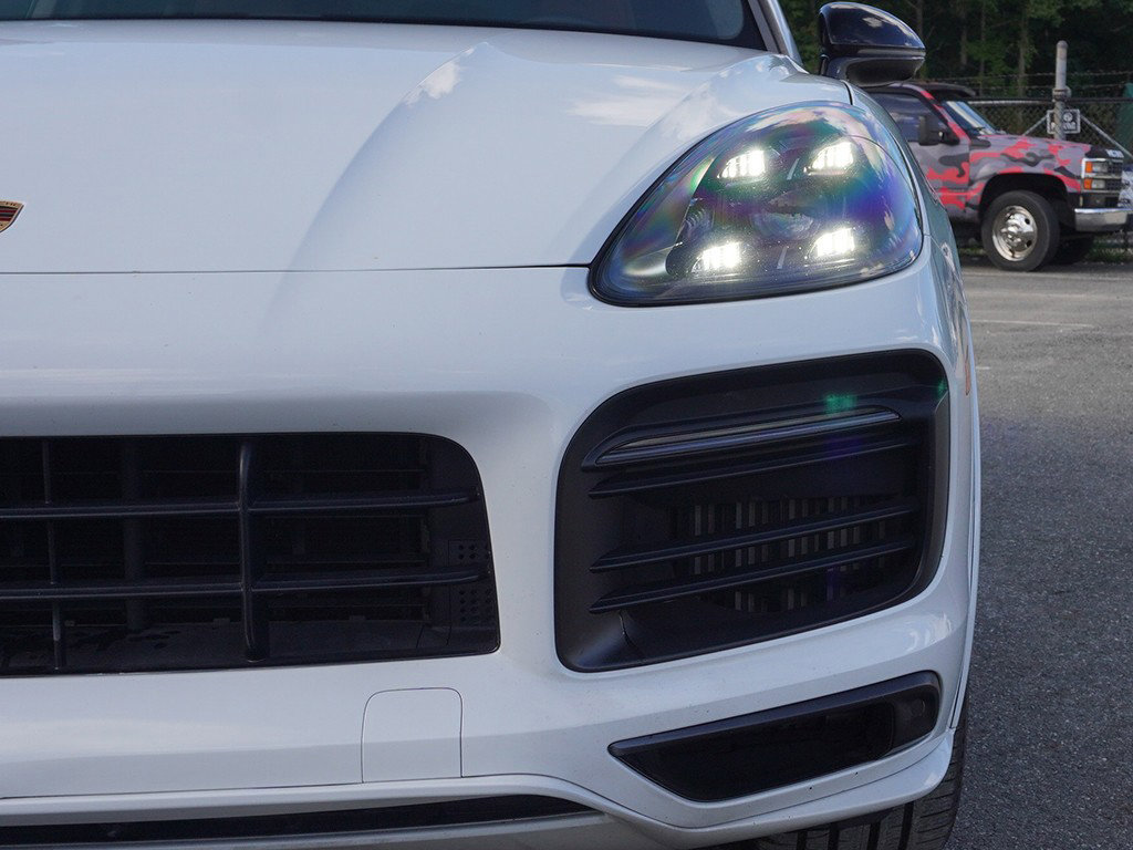 Used 2022 Porsche Cayenne GTS w/ Premium Package Plus AWD/4WD image 17