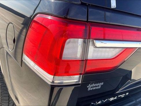Used 2015 Lincoln Navigator 2WD w/ Equipment Group 101A Reserve image 35