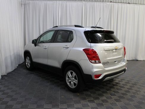 Used 2021 Chevrolet Trax LT image 4
