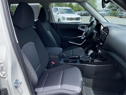 New 2025 Kia Soul S image 21