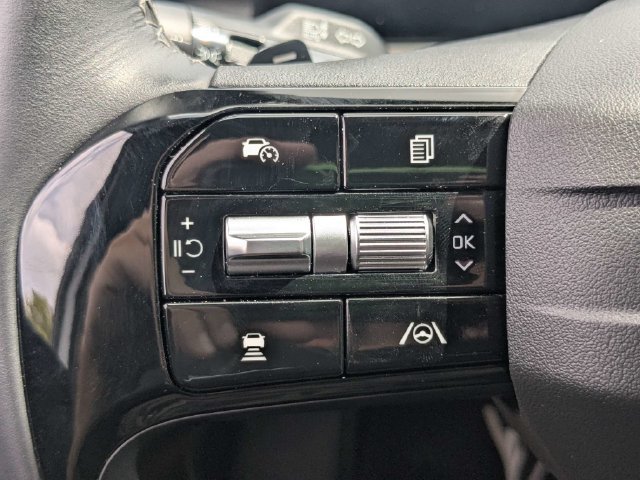 Certified 2026 Kia Sorento SX Prestige AWD/4WD image 25