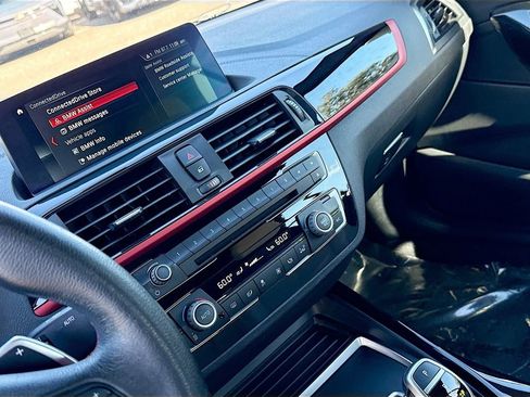 Used 2018 BMW 230i Convertible image 28