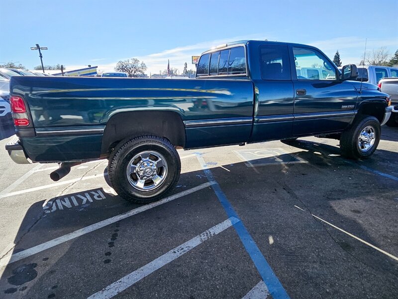 Used 1997 Dodge Ram 2500 Truck 4x4 Club Cab image 7