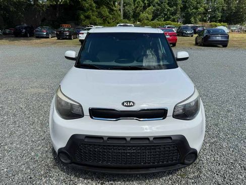 Used 2016 Kia Soul FWD image 9