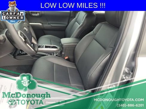 Used 2023 Toyota Tacoma Limited AWD/4WD image 18