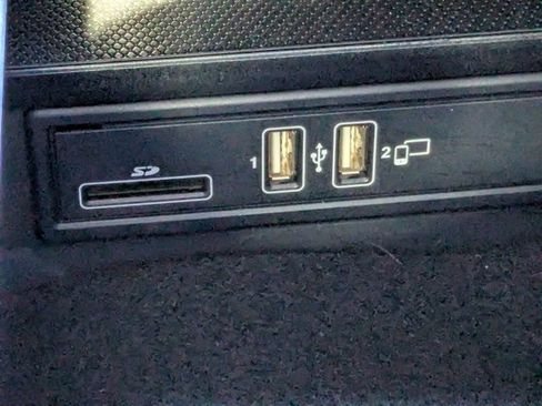 Used 2020 Mercedes-Benz C 300 Sedan image 21