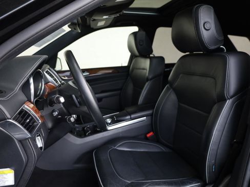 Used 2013 Mercedes-Benz ML 550 4MATIC image 15