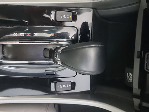 Certified 2017 Honda Accord Touring image 37