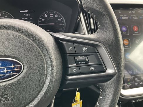 Used 2025 Subaru Outback Premium image 6