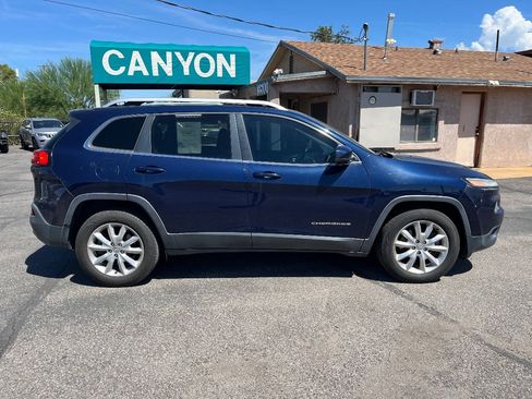 Used 2015 Jeep Cherokee Limited AWD/4WD image 2