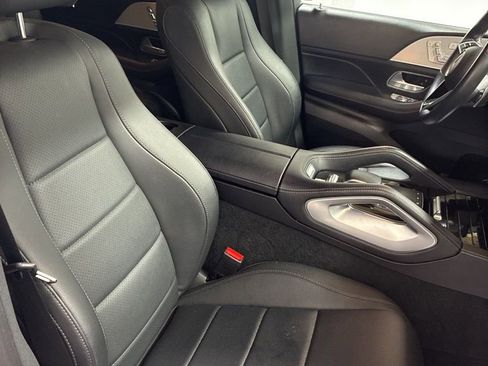 Used 2024 Mercedes-Benz GLS 450 4MATIC image 34