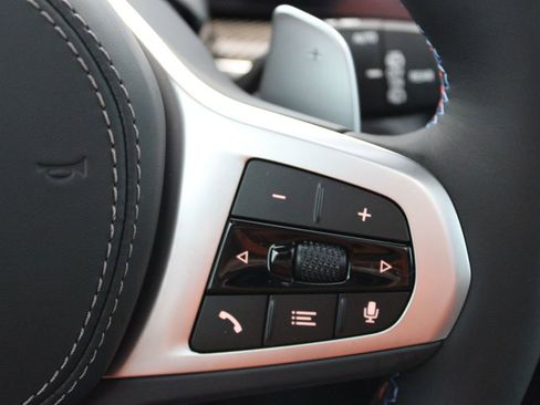 New 2026 BMW X5 M60i w/ Climate Comfort Package image 19