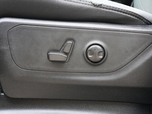 Used 2022 RAM 1500 Lone Star AWD/4WD image 14