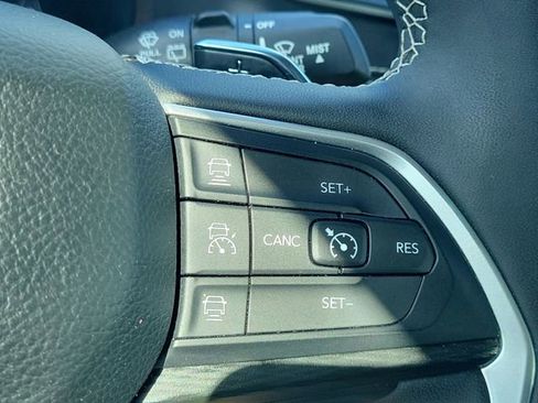 Used 2023 Jeep Grand Cherokee L Laredo RWD image 26