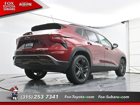 Used 2024 Chevrolet Trax ACTIV image 18