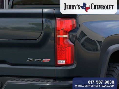 New 2026 Chevrolet Silverado 2500 ZR2 image 13