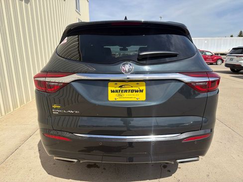 Used 2020 Buick Enclave Essence AWD/4WD image 6