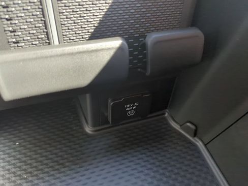 New 2026 RAM 1500 Big Horn AWD/4WD image 25