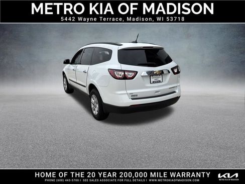 Used 2016 Chevrolet Traverse LS AWD/4WD image 4