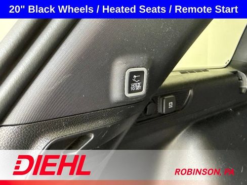 Used 2023 Jeep Grand Cherokee Altitude AWD/4WD image 11