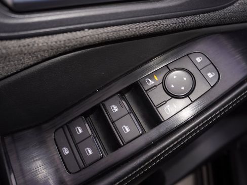 Used 2022 Nissan Rogue SV image 14