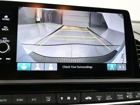 Used 2025 Honda Odyssey Sport-L image 20