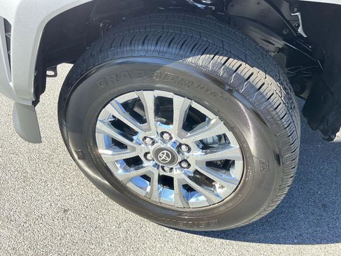 Certified 2024 Toyota Tacoma Limited image 9