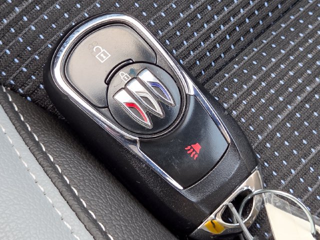 Used 2024 Buick Envista Sport Touring FWD image 32