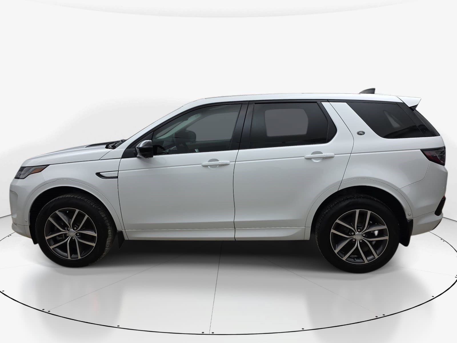 Used 2025 Land Rover Discovery Sport S AWD/4WD image 7