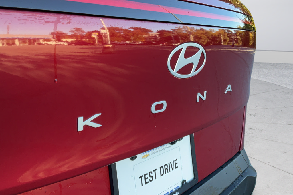 Used 2024 Hyundai Kona SEL FWD image 28