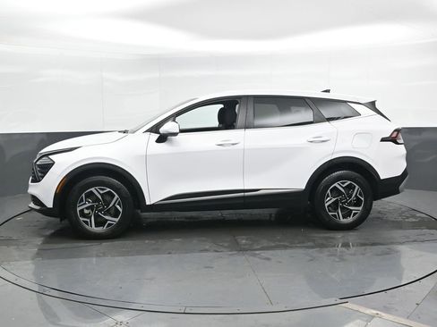 Used 2025 Kia Sportage LX AWD/4WD image 10