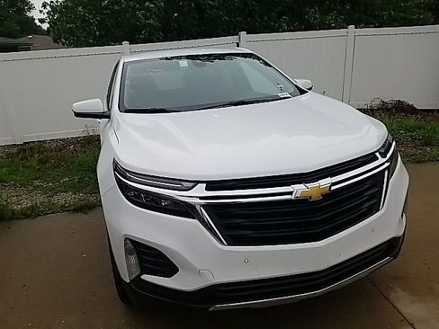 Certified 2024 Chevrolet Equinox LT AWD/4WD image 8