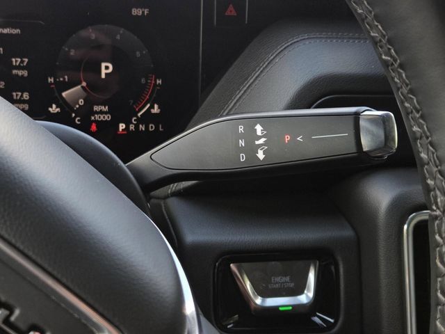 Used 2025 GMC Yukon Denali AWD/4WD image 28