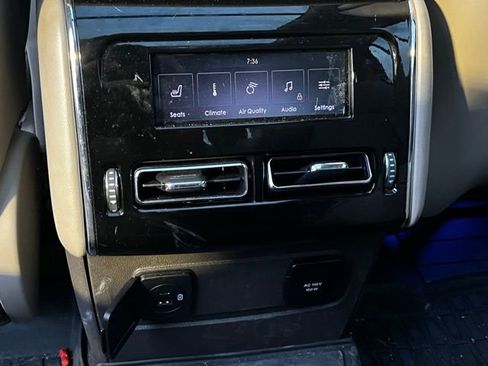 Used 2023 Lincoln Aviator Reserve w/ Equipment Group 201A image 13