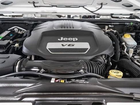 Used 2017 Jeep Wrangler Sport w/ Quick Order Package 24S image 26