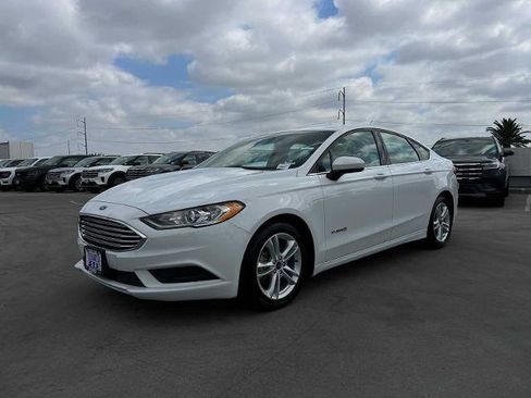 Certified 2018 Ford Fusion S image 1