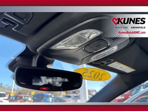 Used 2025 Jeep Compass Limited image 34